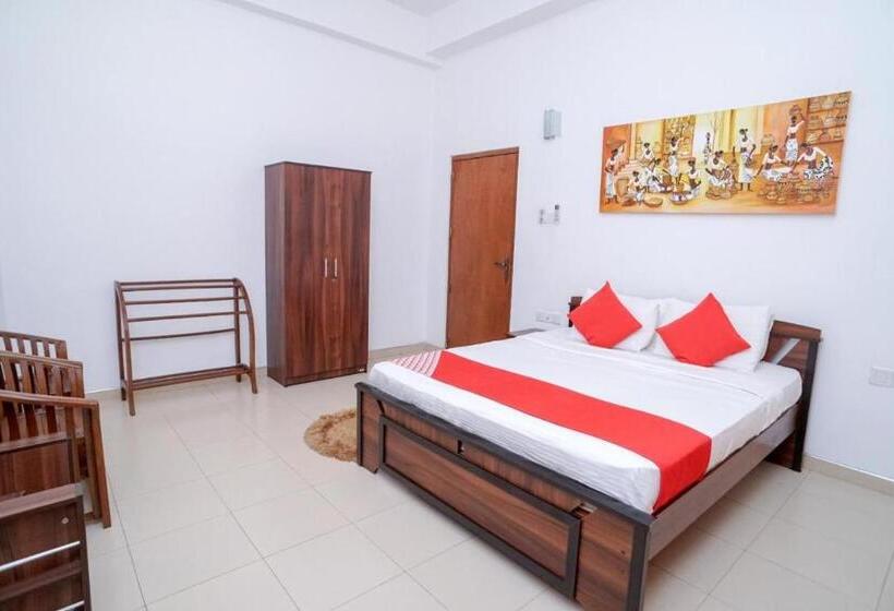 Hotel Mirissa Regent