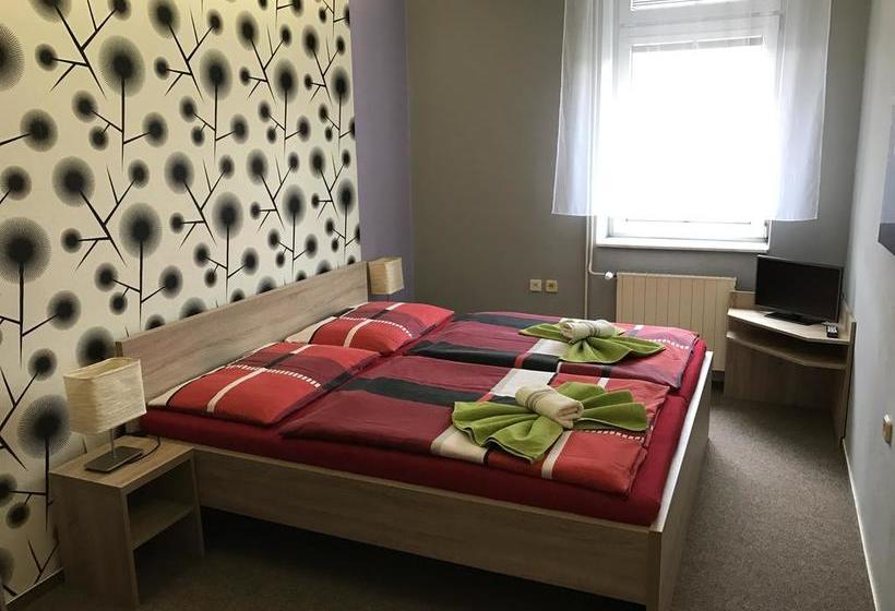 ホテル & Spa Centrum Palmira