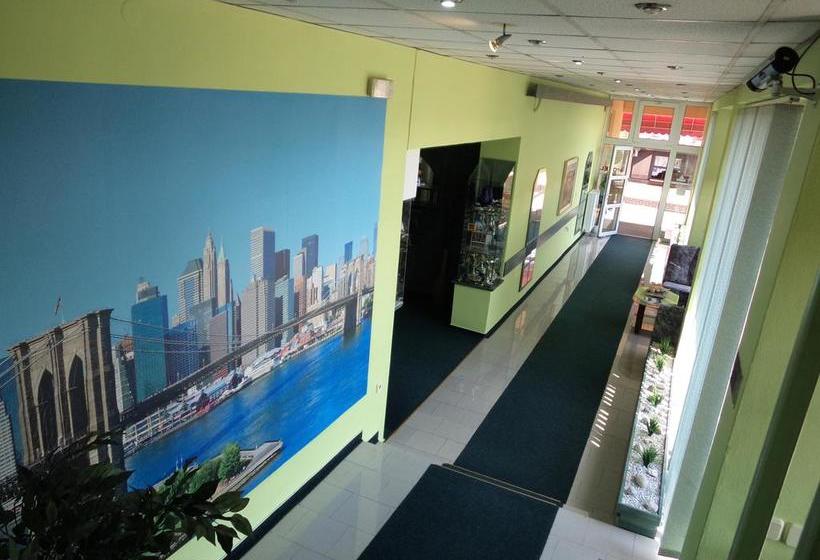 ホテル & Spa Centrum Palmira