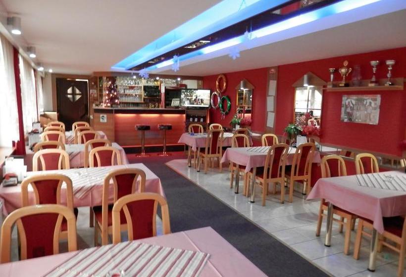 ホテル & Spa Centrum Palmira