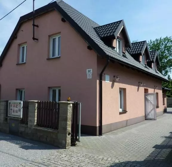ホテル & Restaurant Na Fryštátské