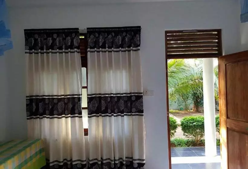 Hotel Summer Set Inn