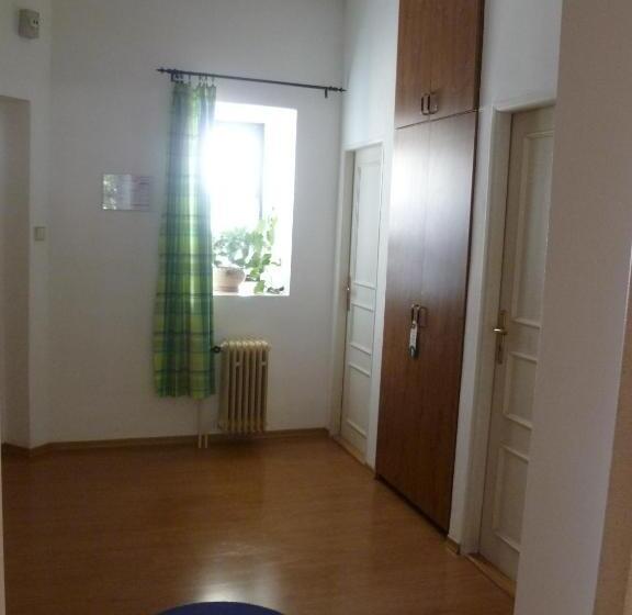 فندق U Apoštola