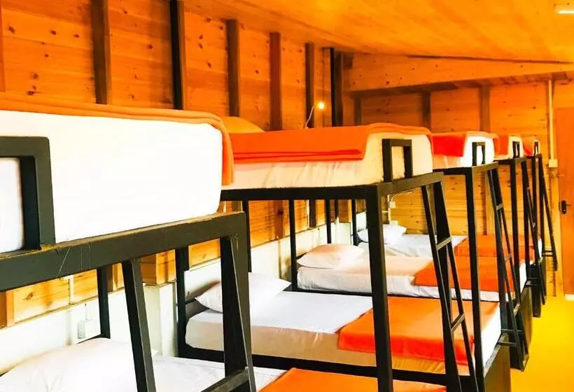 リゾートホテル Ella City Reach Hostel