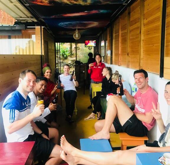 استراحتگاه Ella City Reach Hostel