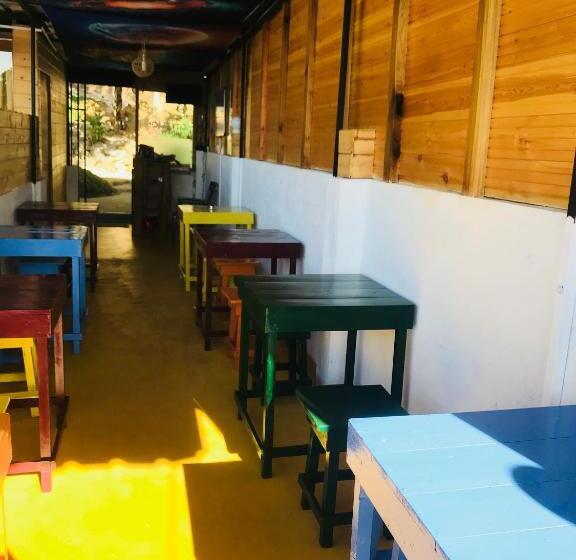 استراحتگاه Ella City Reach Hostel