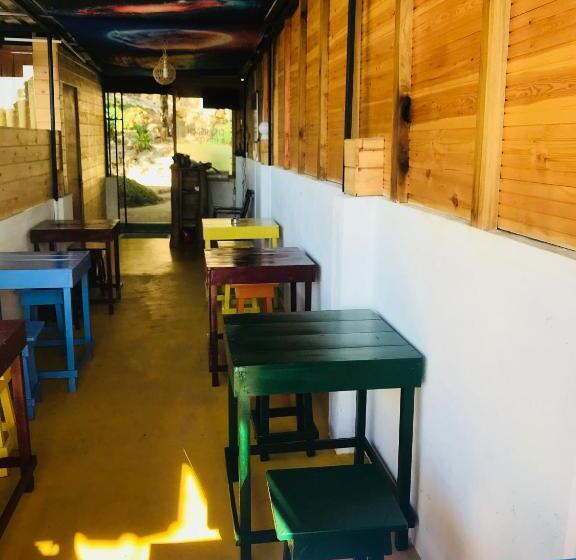 استراحتگاه Ella City Reach Hostel