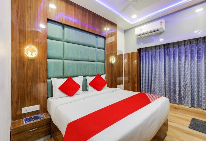 Oyo Hotel Bhanu Villa