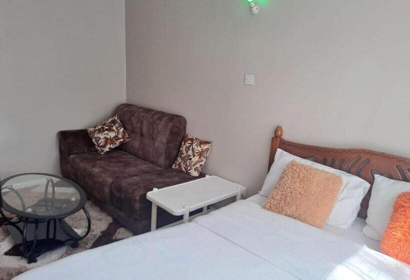 تختخواب و صبحانه Classy Bnb