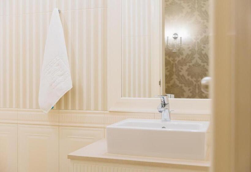 בית מלון כפרי Dukagjini