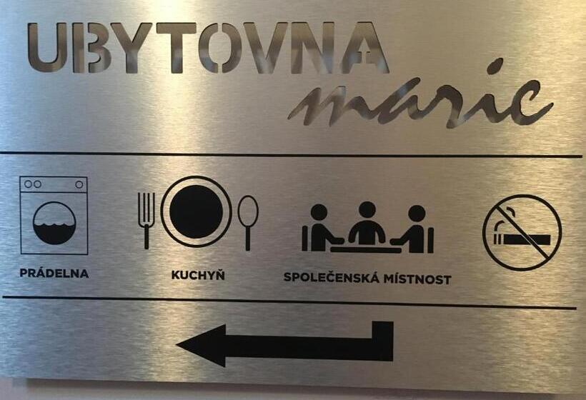 ユースホステル Ubytovna Marie