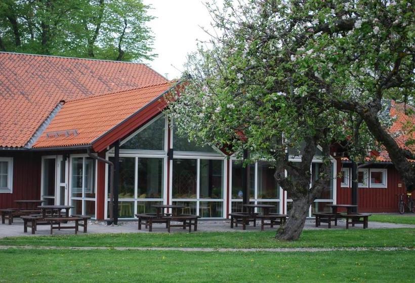 هاستل Valla Folkhögskola