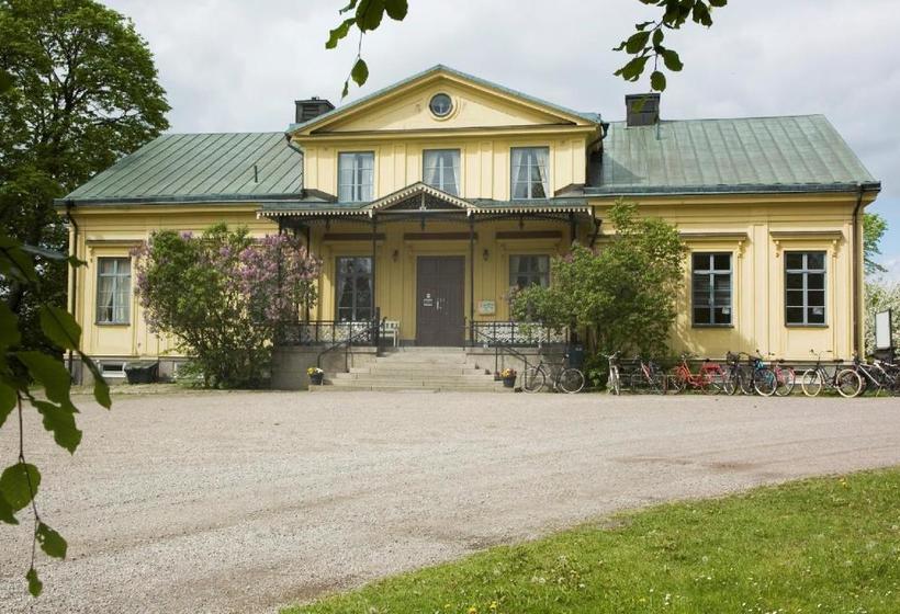 هاستل Valla Folkhögskola