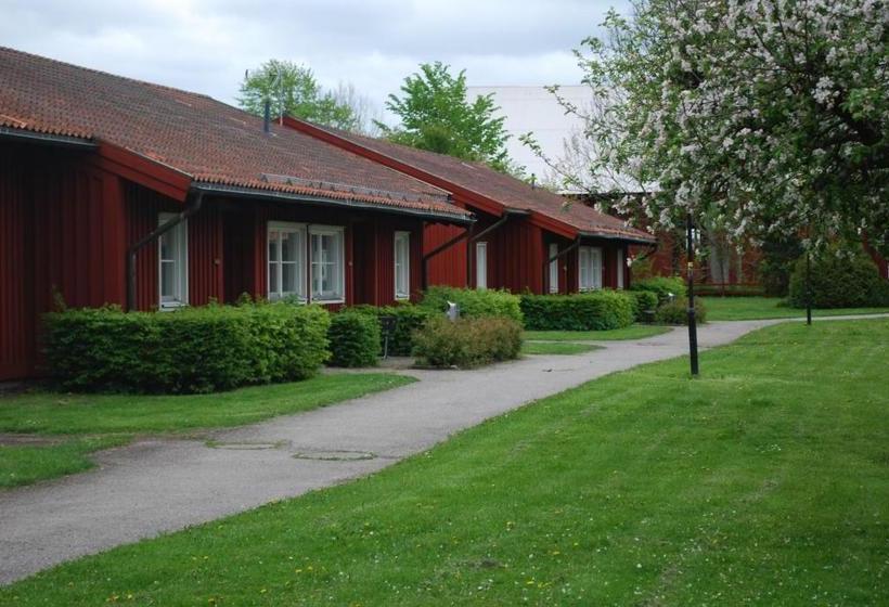 هاستل Valla Folkhögskola