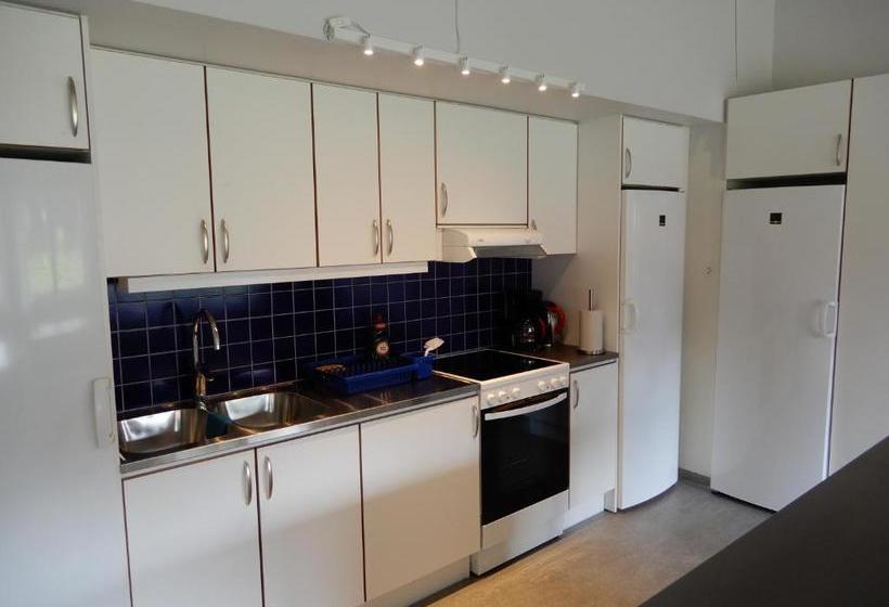 هاستل Valla Folkhögskola