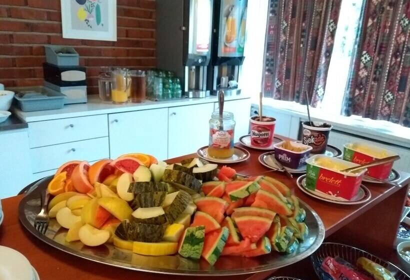 Hi Oslo Holtekilen Vandrerhjem   Hostel