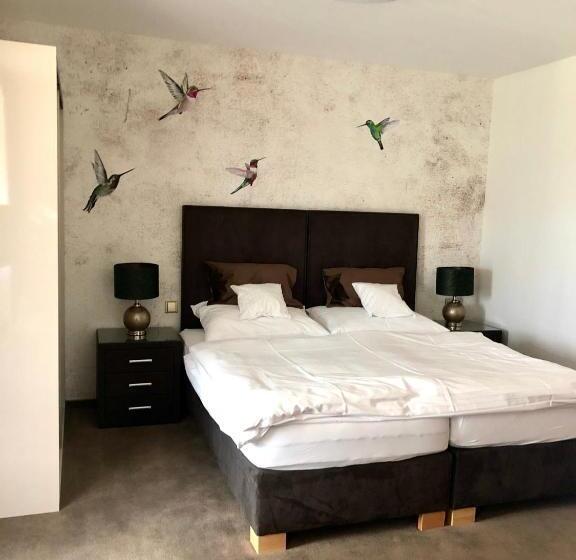 ホテル Garni Klaret