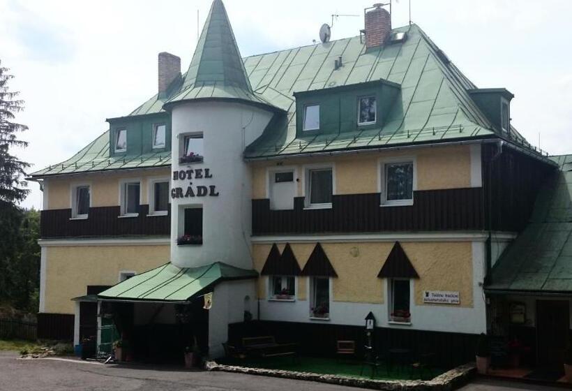 فندق Gradl