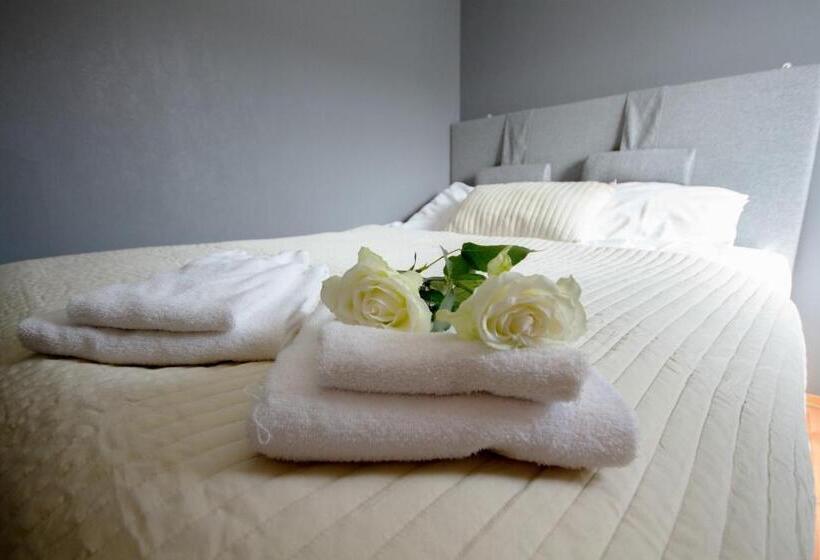 Отель Grimstad Vertshus