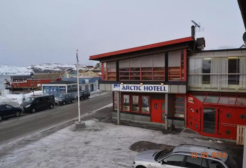 هتل Mehamn Arctic