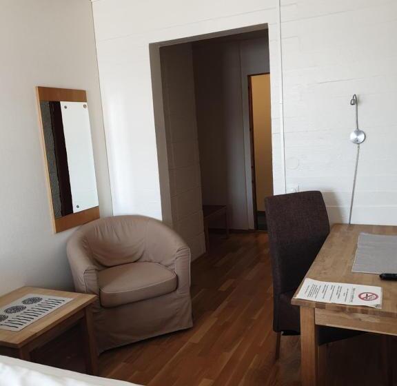 בית מלון כפרי Mehamn Arctic