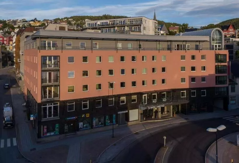 هتل Scandic Harstad