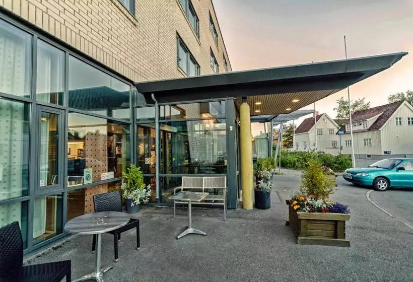 Otel Zefyr