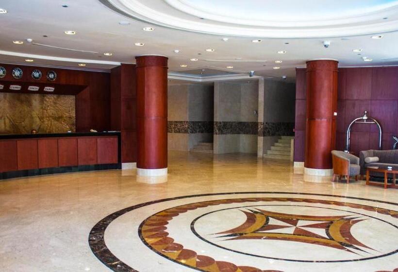 استراحتگاه Beau Site Belle Vue