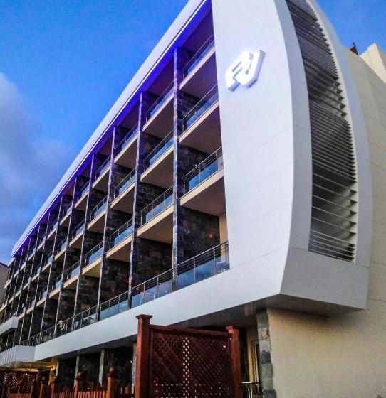 استراحتگاه Beau Site Belle Vue