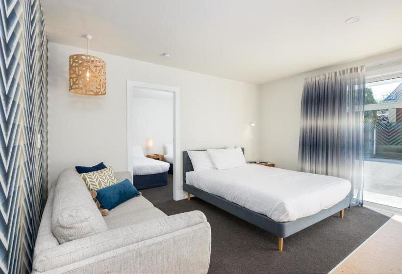 מוטל The Adelphi