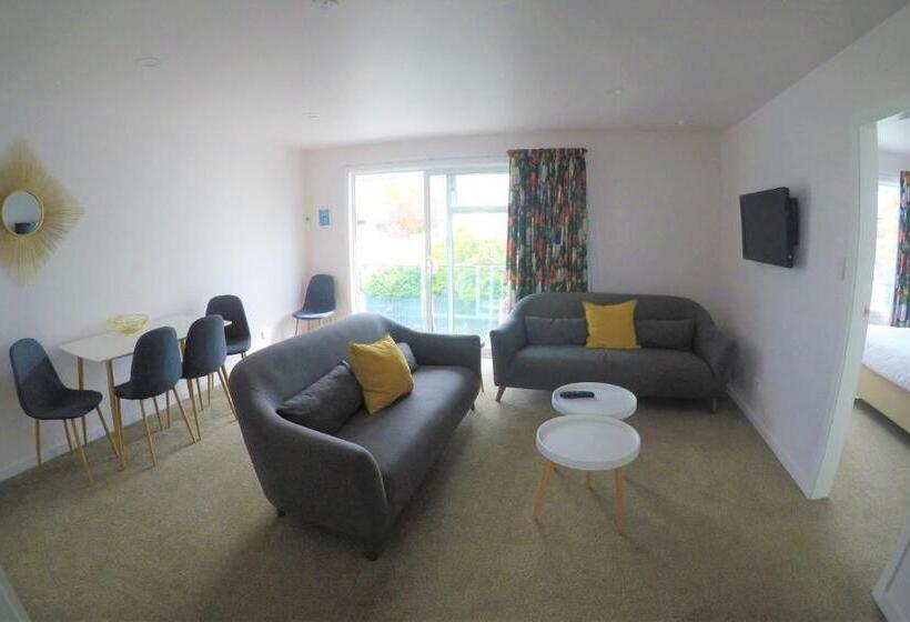 מוטל The Adelphi