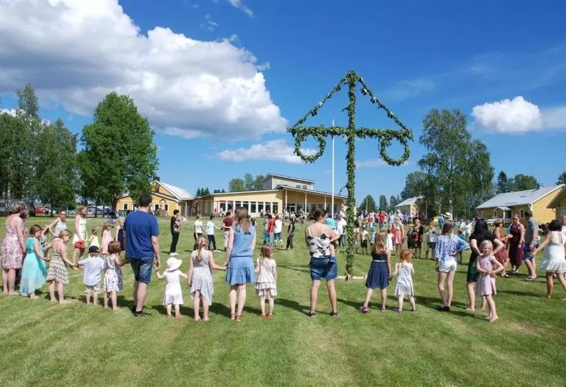 Retkeilymaja Storstrand Kursgård