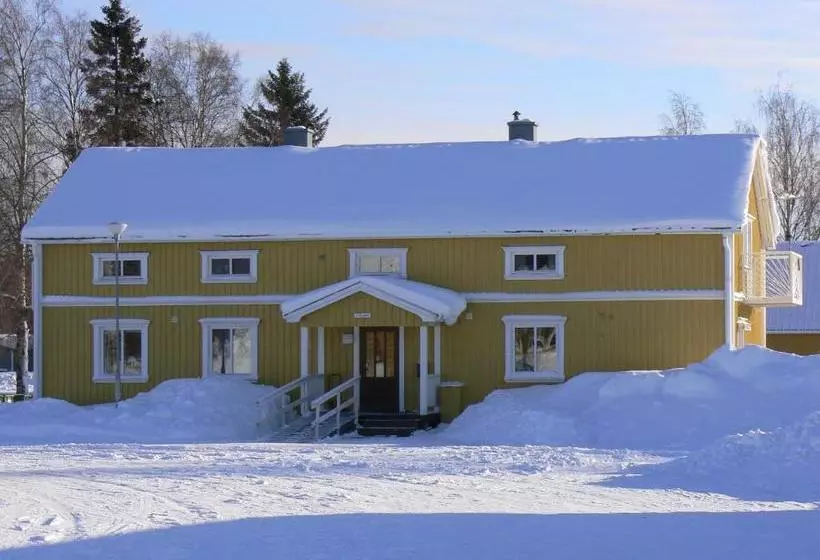 Retkeilymaja Storstrand Kursgård