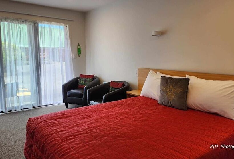 Ashburton's Regency Motel