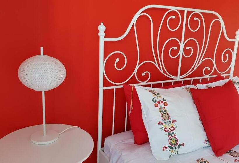 تختخواب و صبحانه 100 Contos