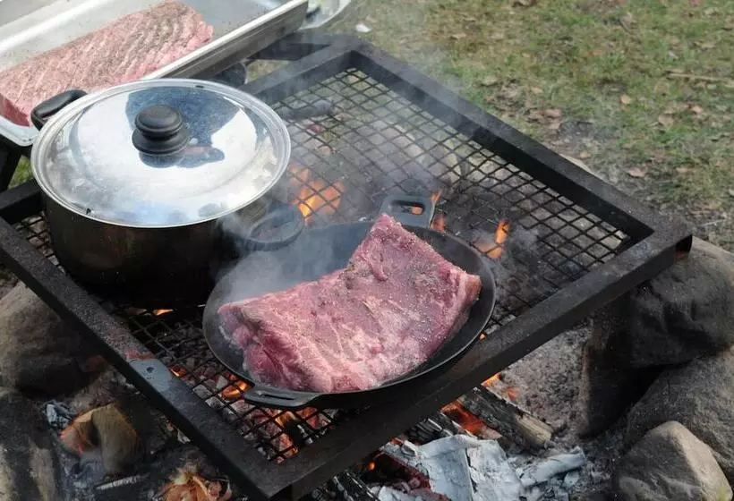 ホテル Brovillan