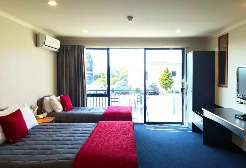 مُتل Bay Viaduct Motor Lodge