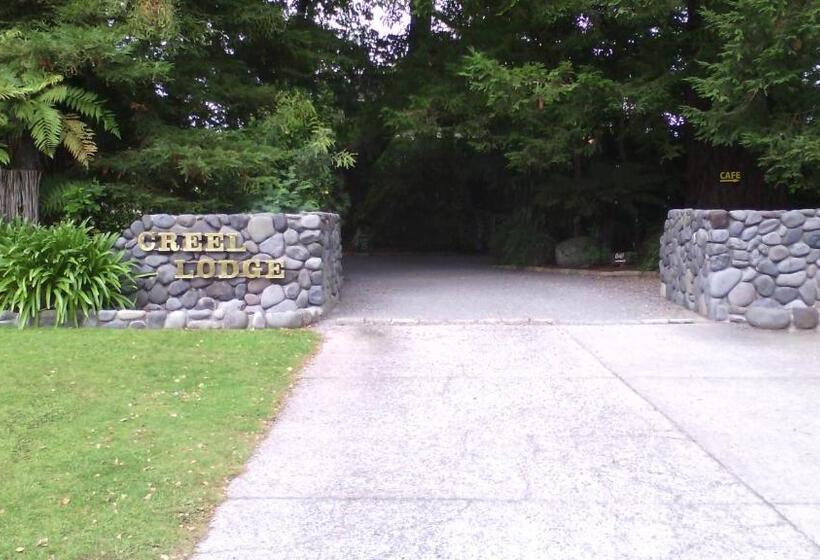 汽车旅馆  Creel Lodge