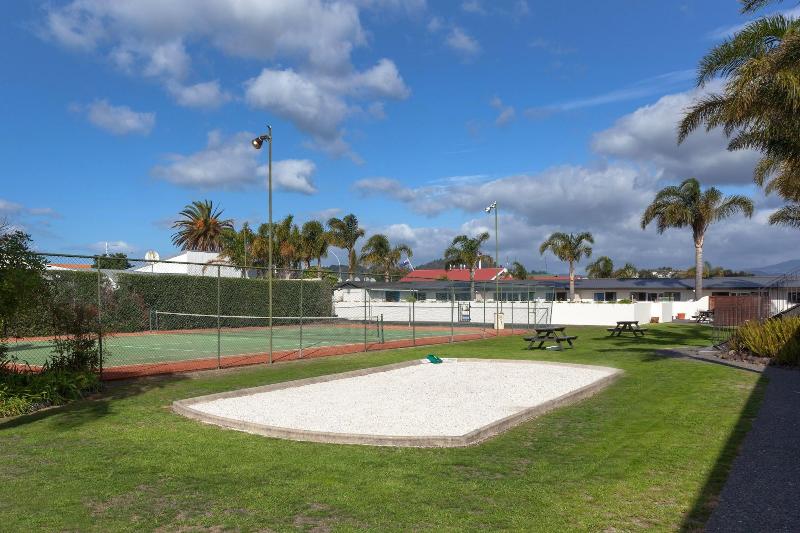 Palm Pacific Resort & Motel