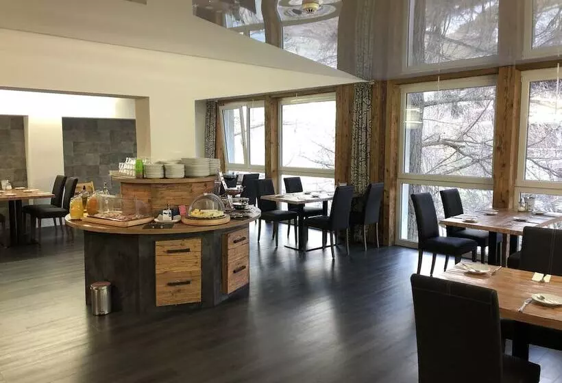 Amber Ski In/out Hotel & Spa