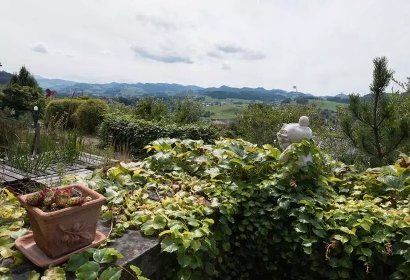 Aamiaismajoitus (B&B) Bnb Alpenblick