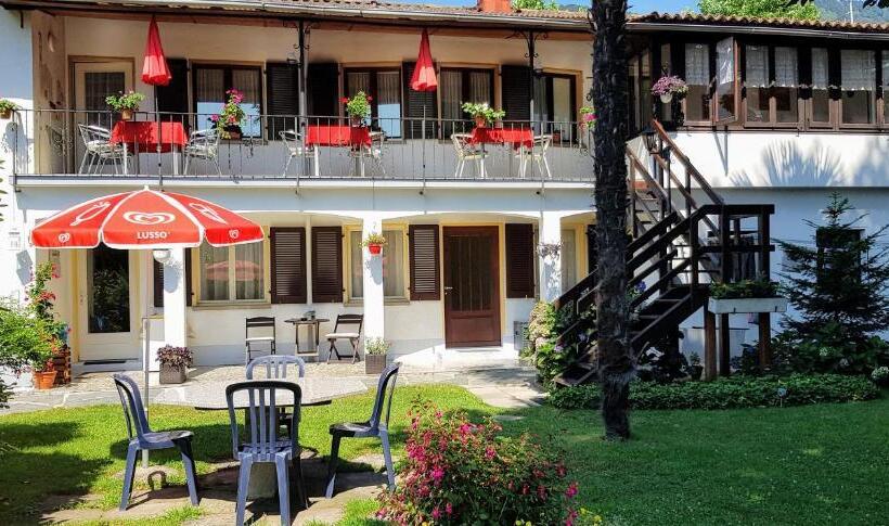 مبيت وإفطار Garni Molinazzo