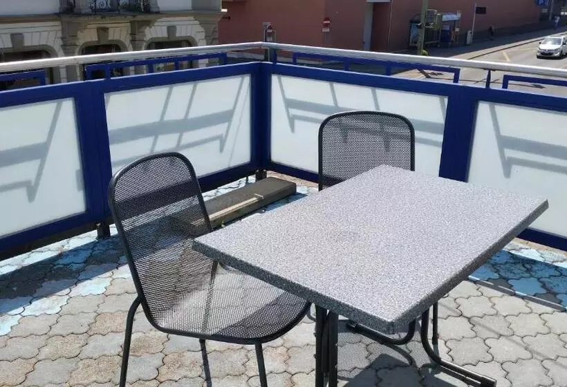 Bellpark Hostel