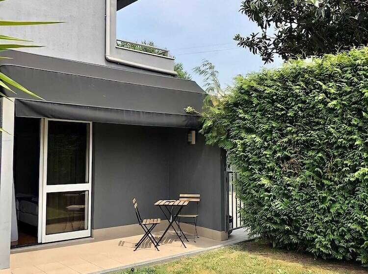 Vila Hotel By Vimahotels