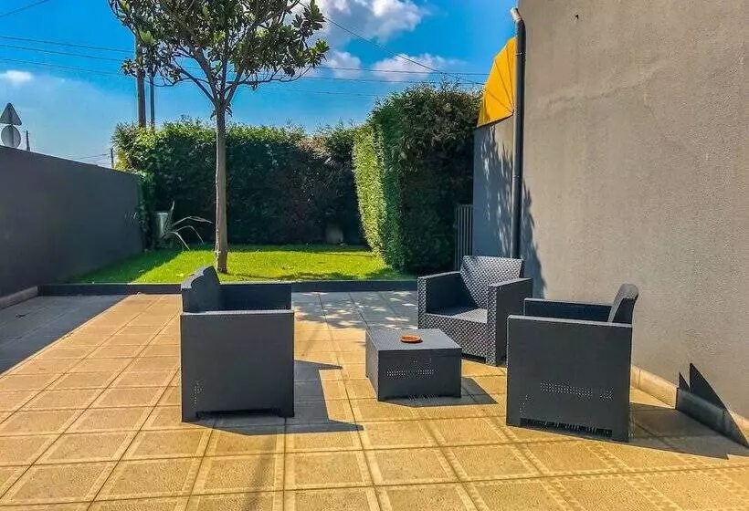 Vila Hotel By Vimahotels