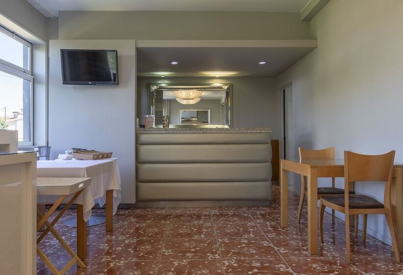 Vila Hotel By Vimahotels