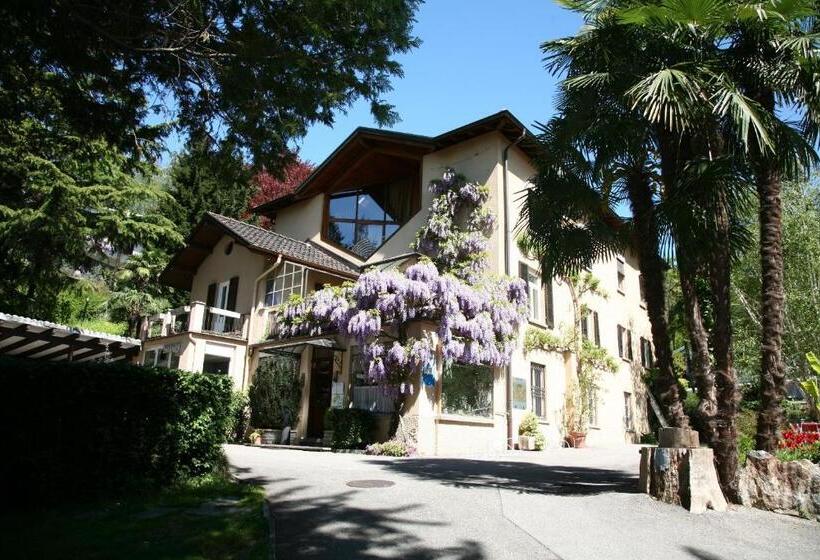 Lugano Savosa Youth Hostel