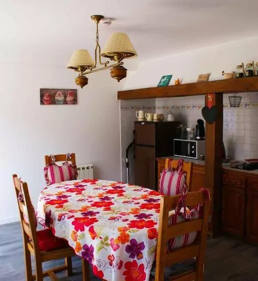 Aamiaismajoitus (B&B) Relais De Montceaux