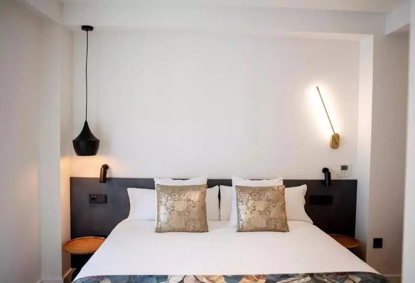 ホテル Citrea Santander