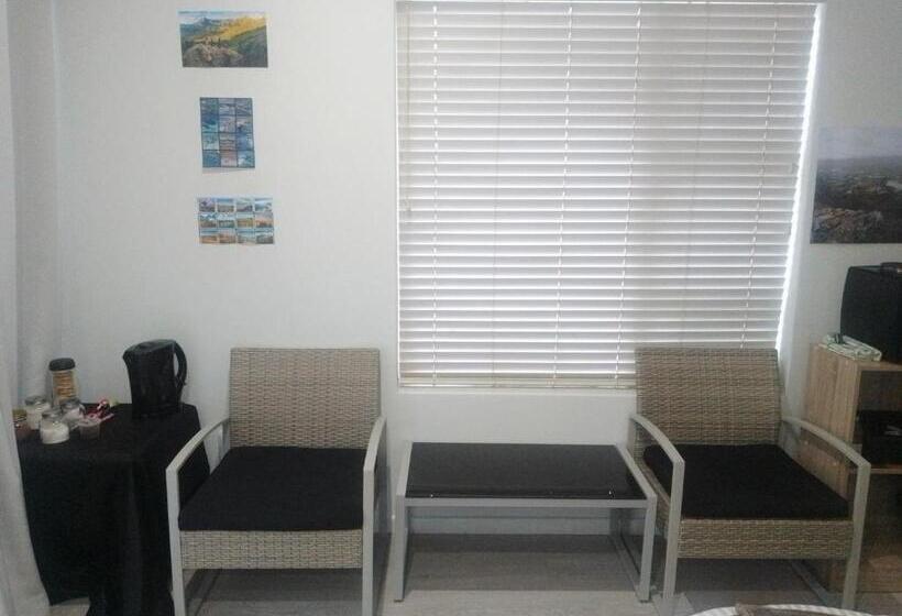 胶囊酒店 Morrie S Place Intown Guest Room With Netflix And A View